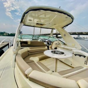 Luxury Cruise Yacht – 20 Guests